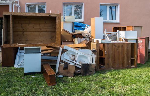 Best Carpet Removal and Disposal  in Wacousta, MI